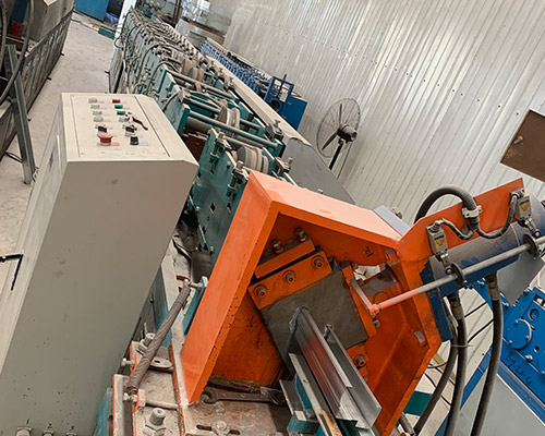 花邊門(mén)框機(jī)